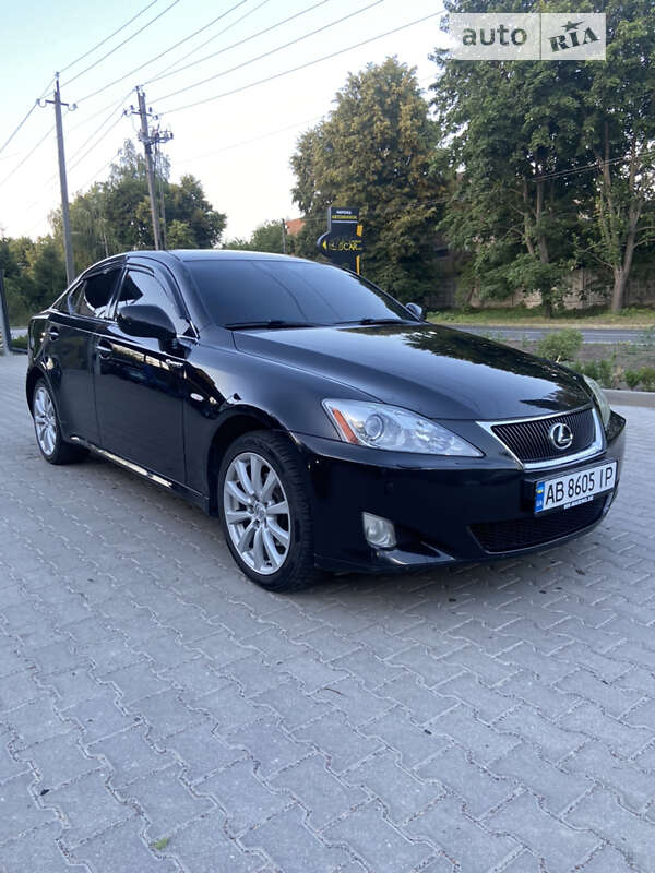 2006 lexus is 220d