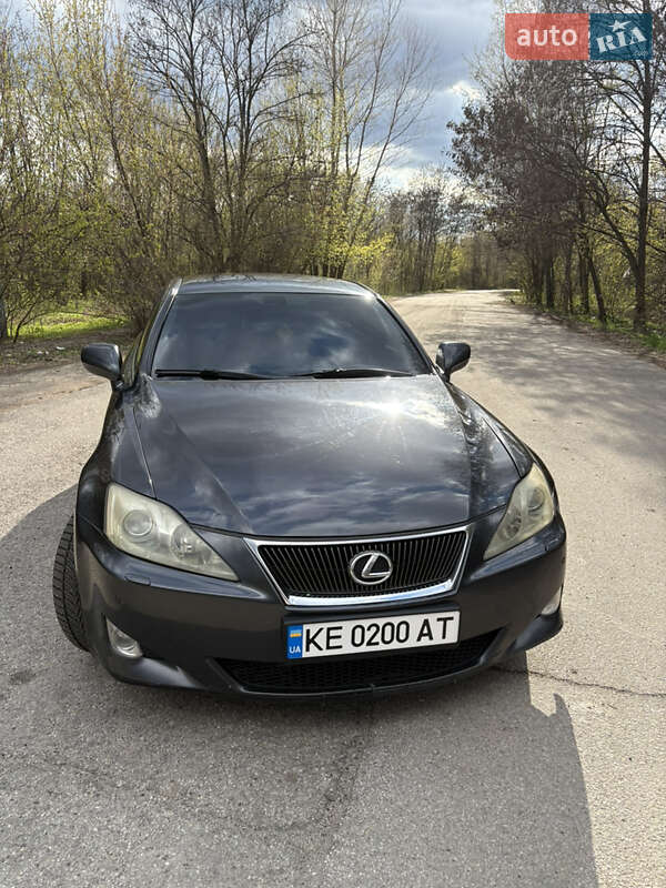 2006 lexus is 220d