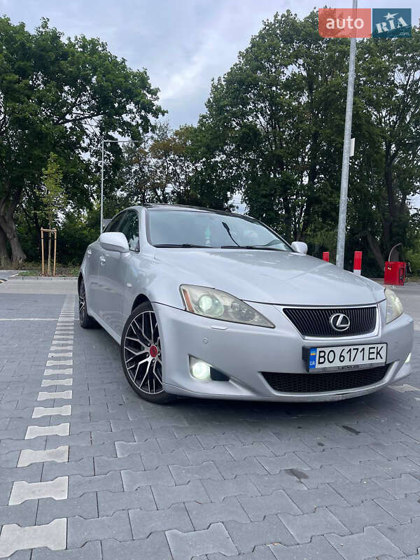 2006 lexus is 220d