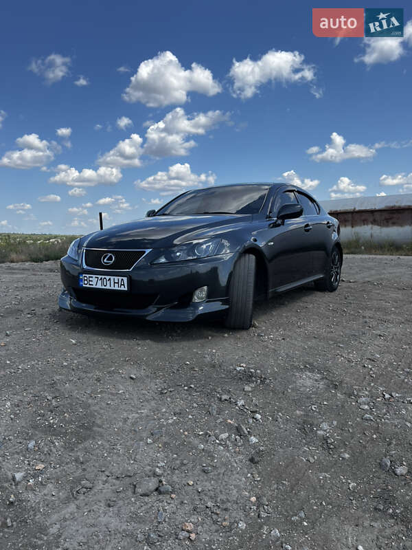 2006 lexus is 220d