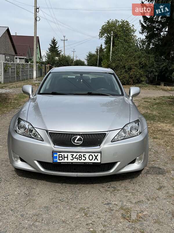2008 lexus is