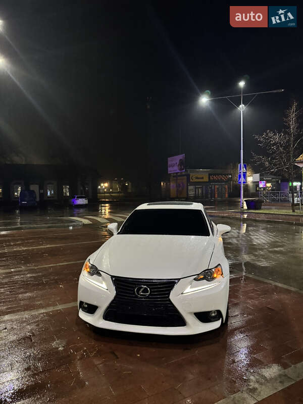 2014 lexus is 250