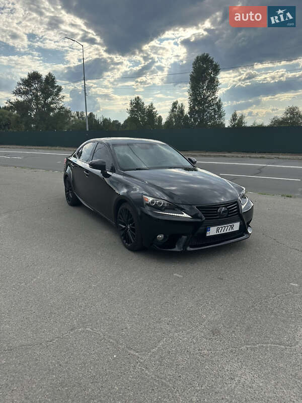 2013 lexus is 250
