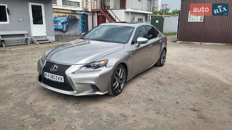 2015 LEXUS IS