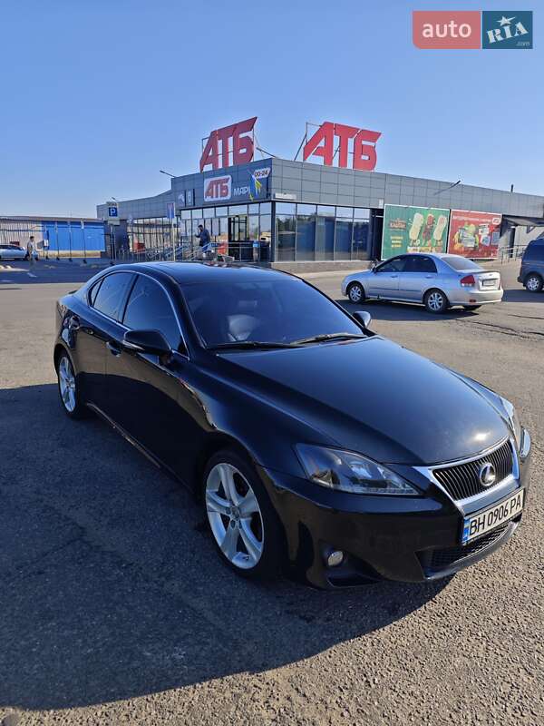 2012 lexus is 250
