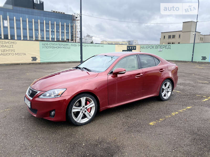 2012 lexus is 250