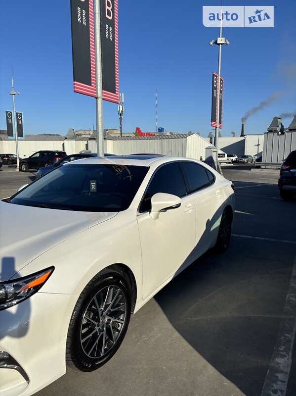 2017 lexus es 250