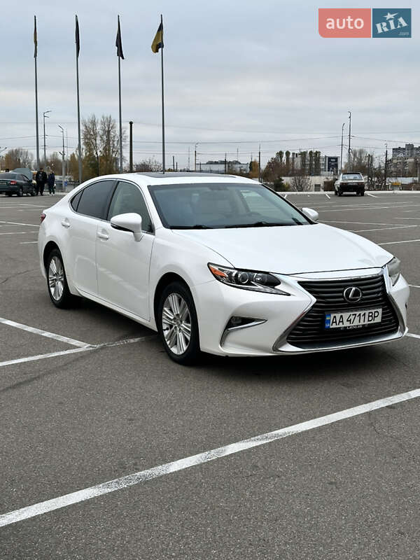 2014 LEXUS ES