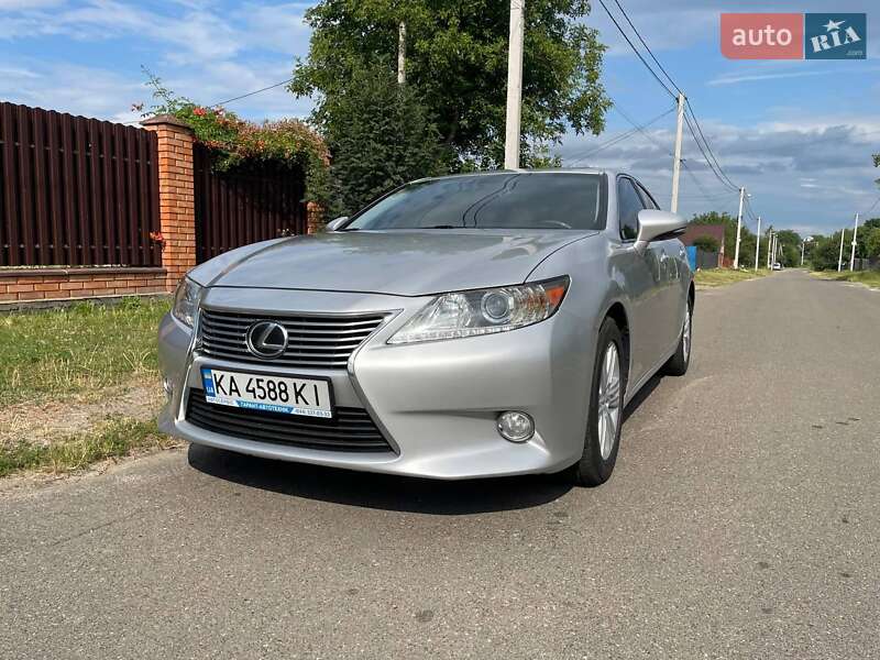 2014 LEXUS ES