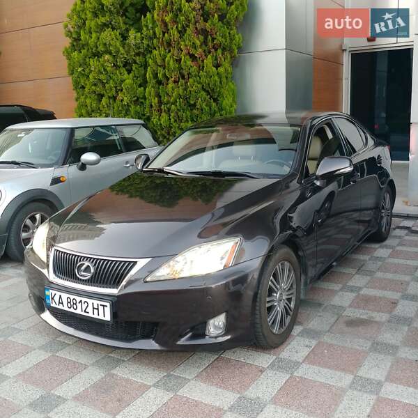 2008 lexus is 250