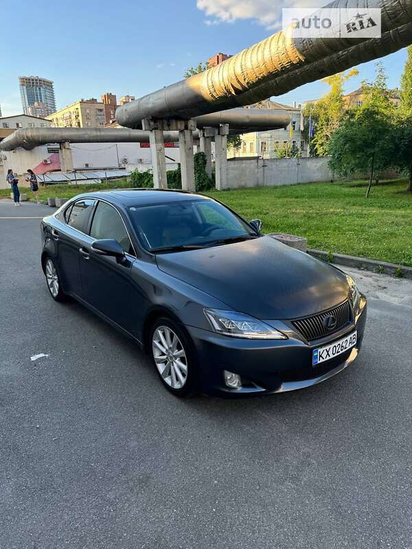 2008 lexus is 250