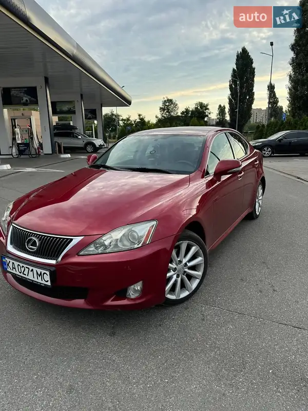 2010 lexus is 250