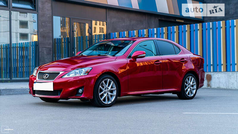 2011 lexus is 250