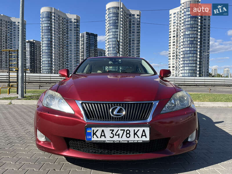 2008 lexus is 250