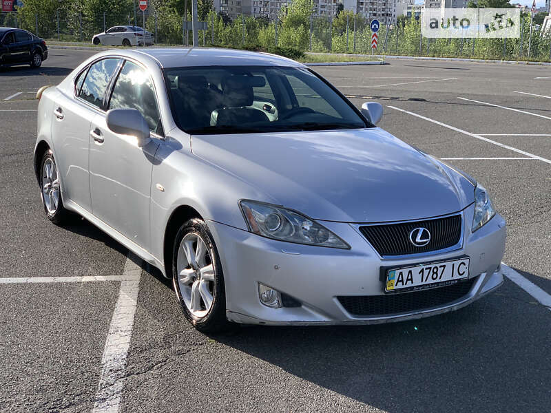 2007 lexus is