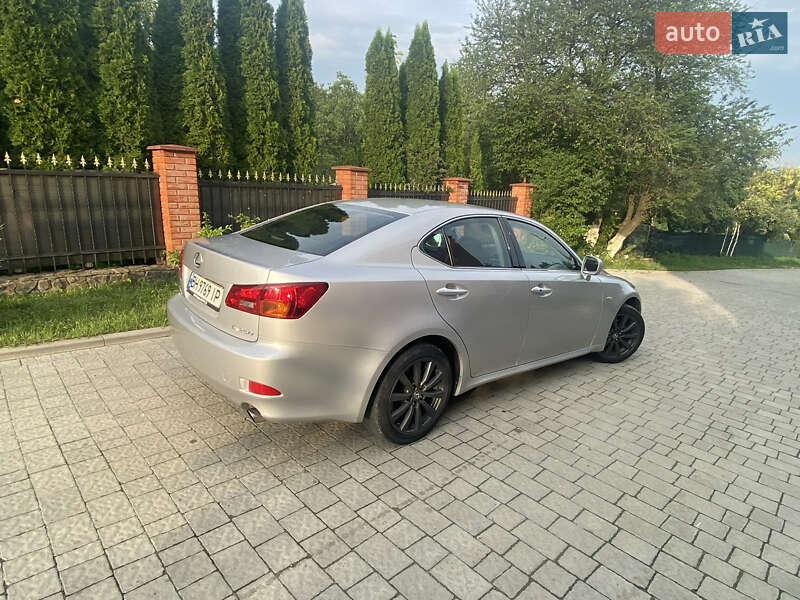 2006 lexus is 250
