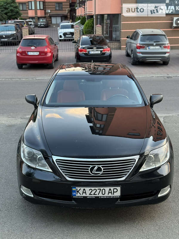 2007 LEXUS LS