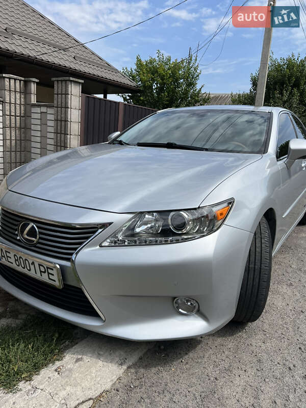 2013 lexus es 300h