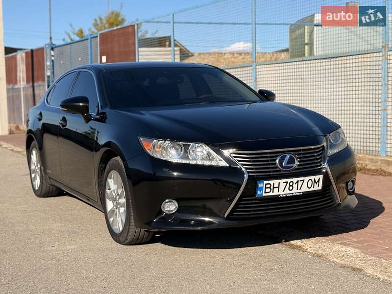 2015 lexus es 300h