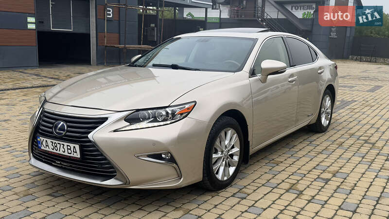 2013 LEXUS ES