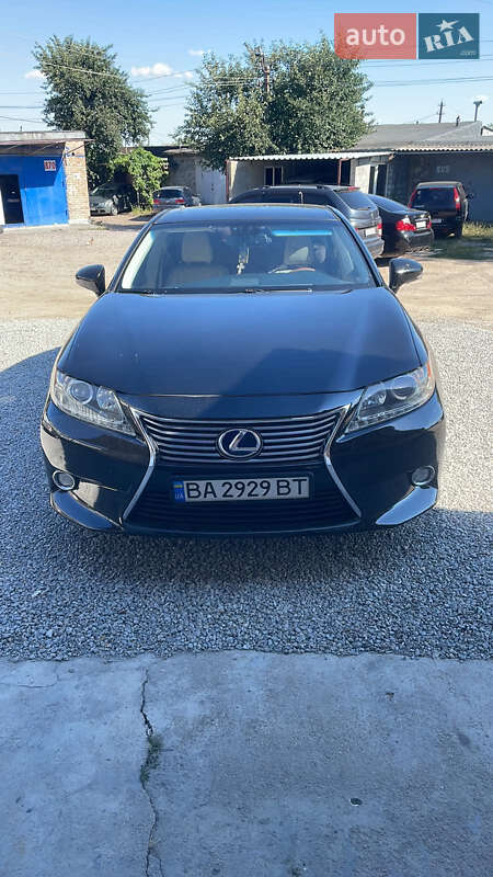 2014 lexus es 300h
