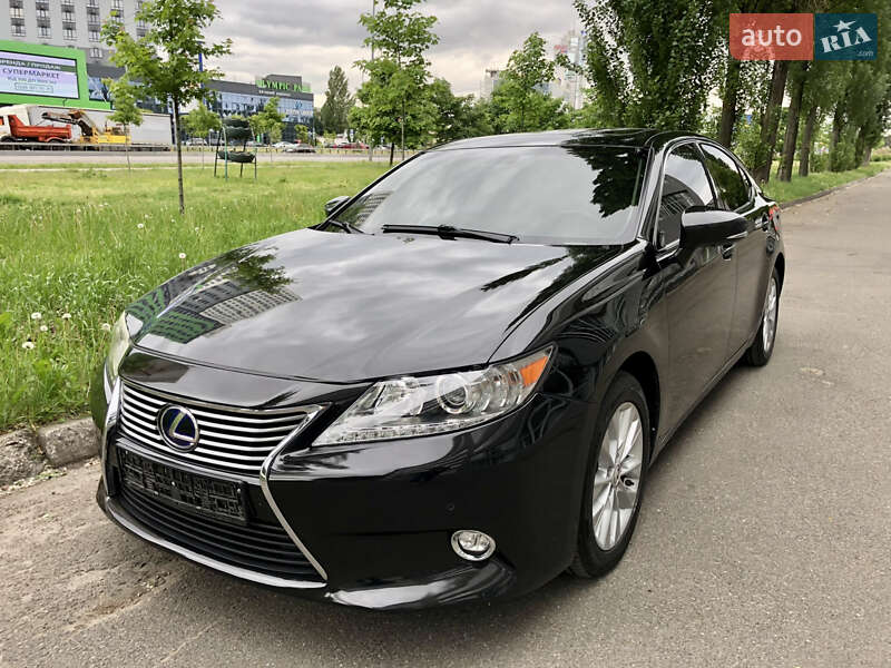 2013 lexus es 300h