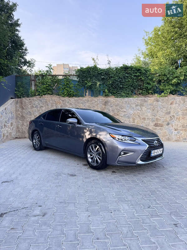 2017 lexus es 300