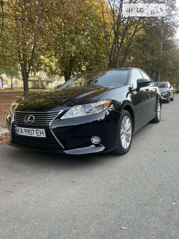 2014 lexus es 300h