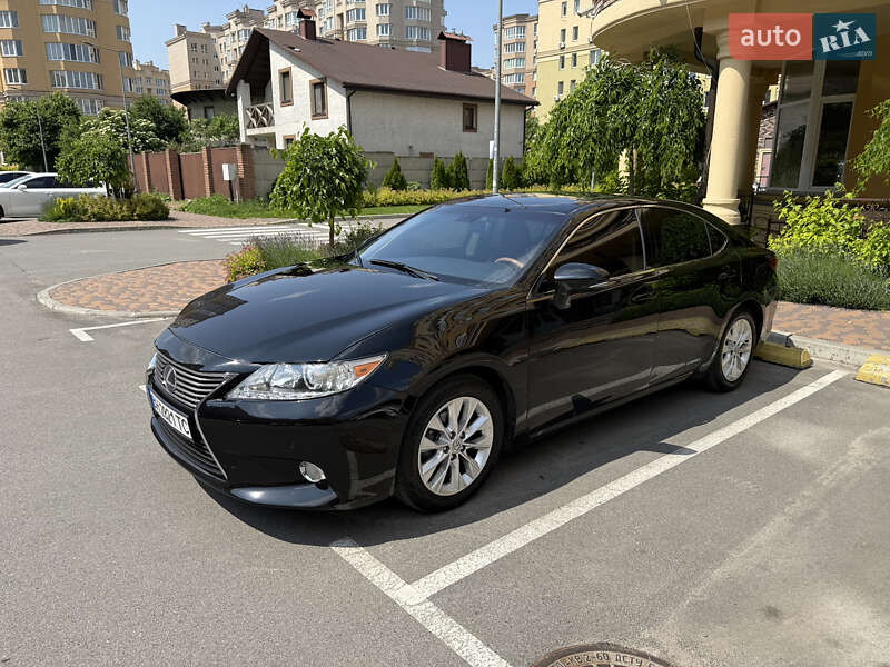 2014 lexus es 300h