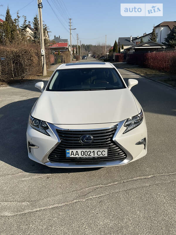 2016 lexus es