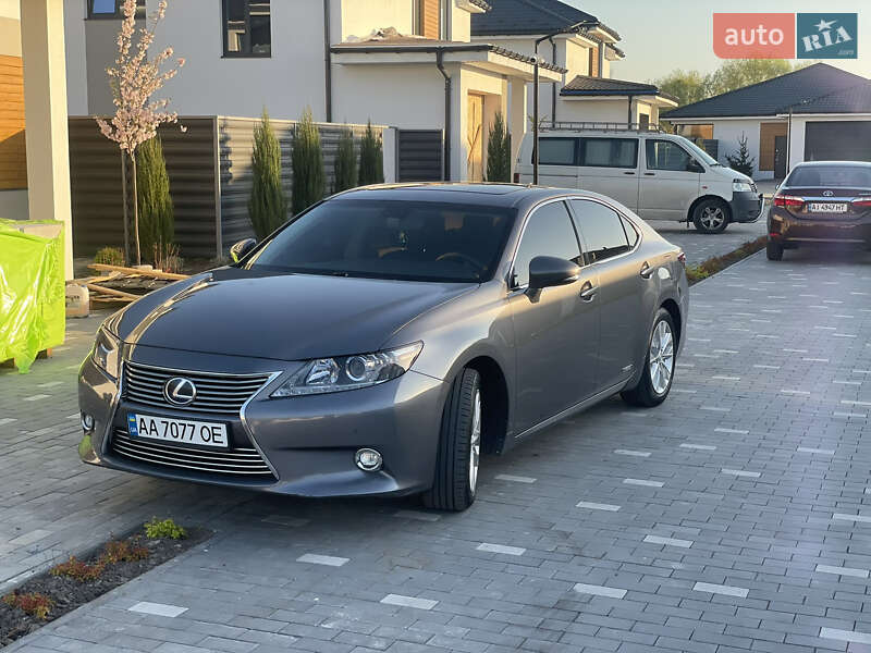 2014 lexus es 300h
