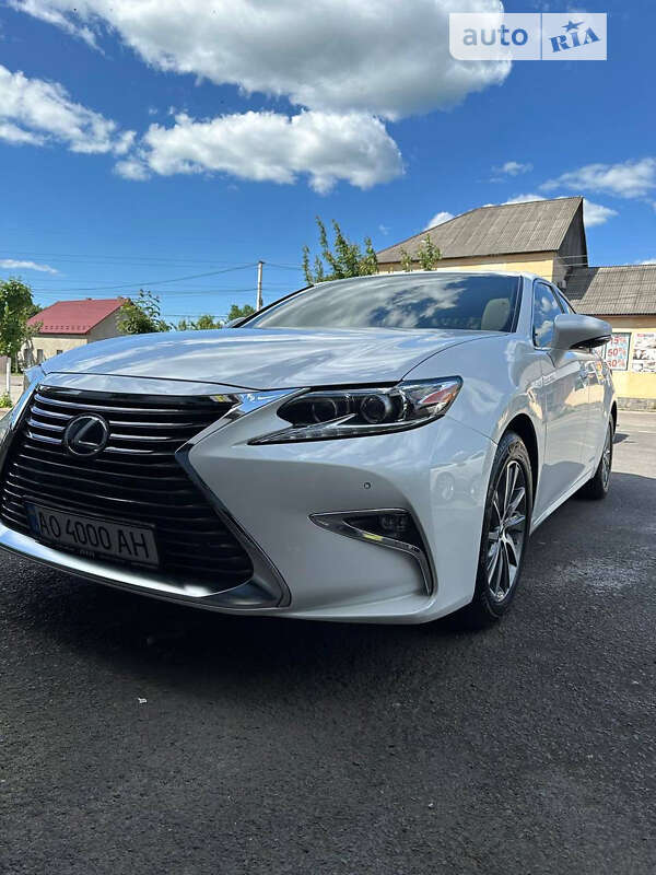 2018 lexus es 300h