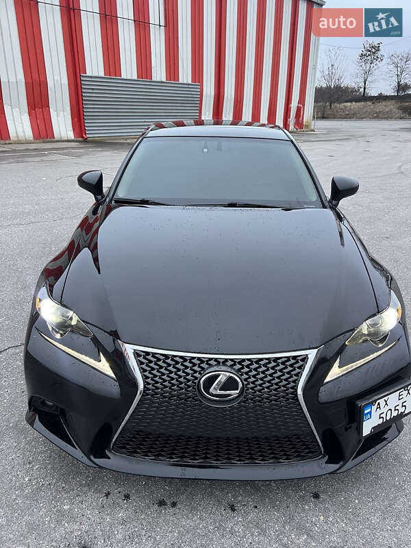 2013 lexus is