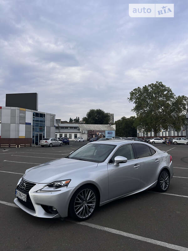 2015 LEXUS IS