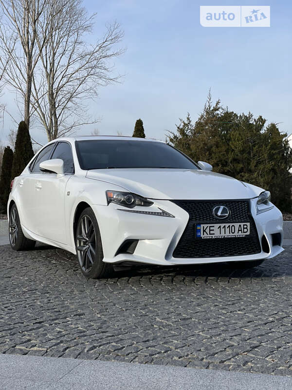 2015 lexus is 250