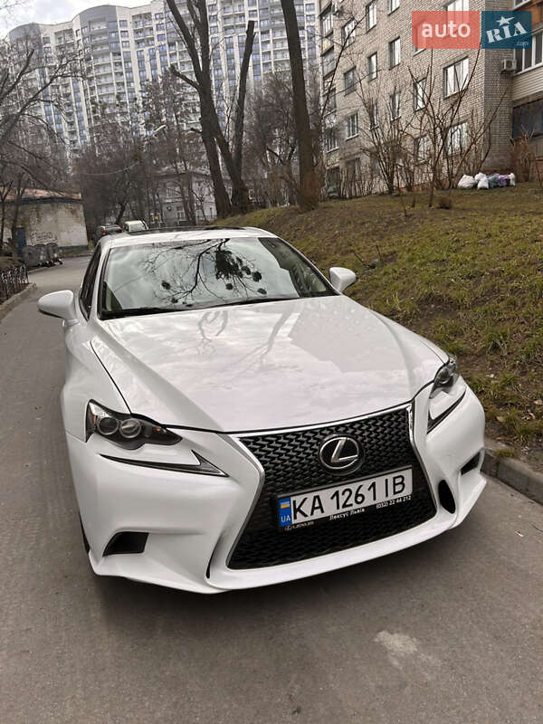 2013 lexus is 250
