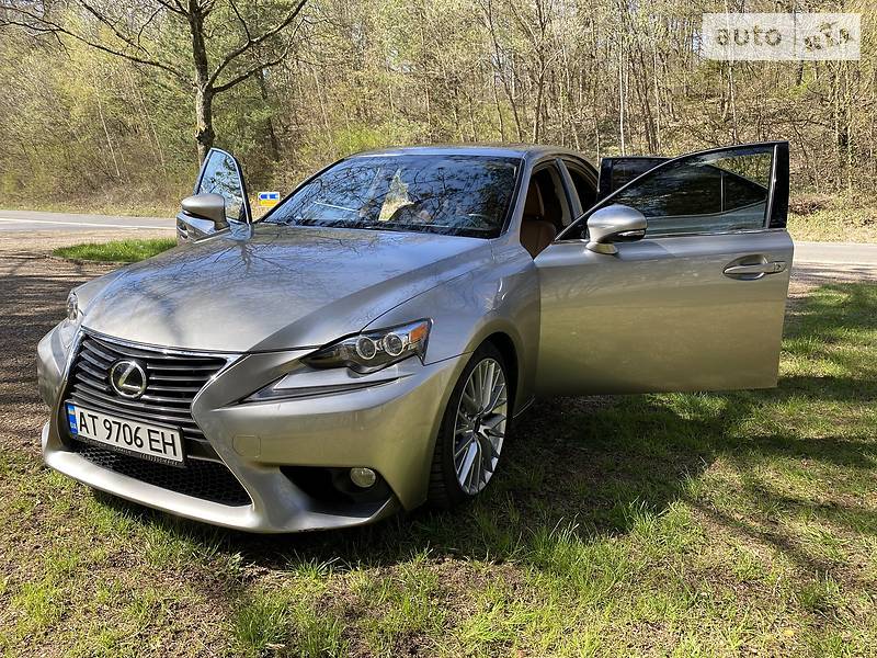 2013 lexus is 250