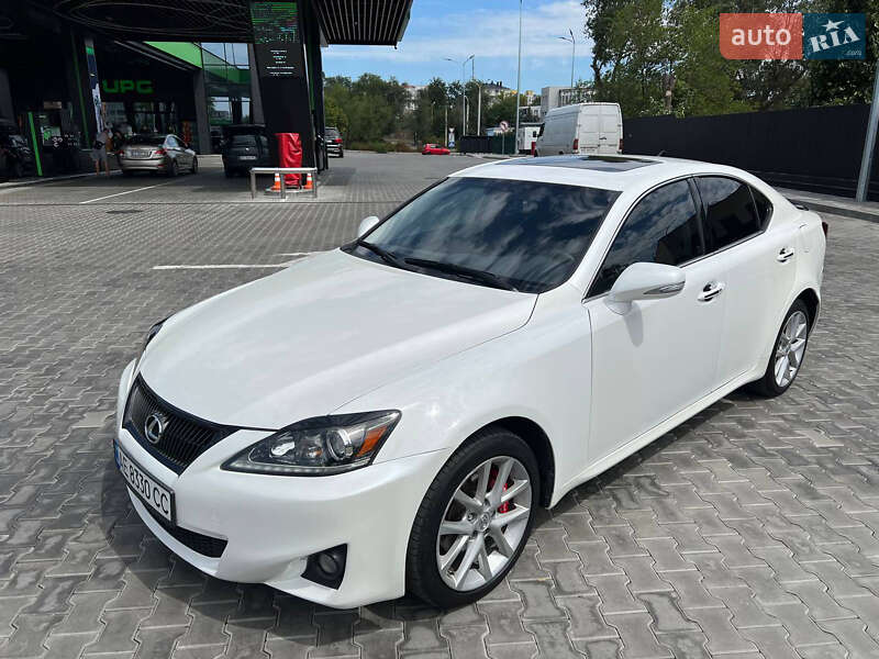 2013 lexus is 250