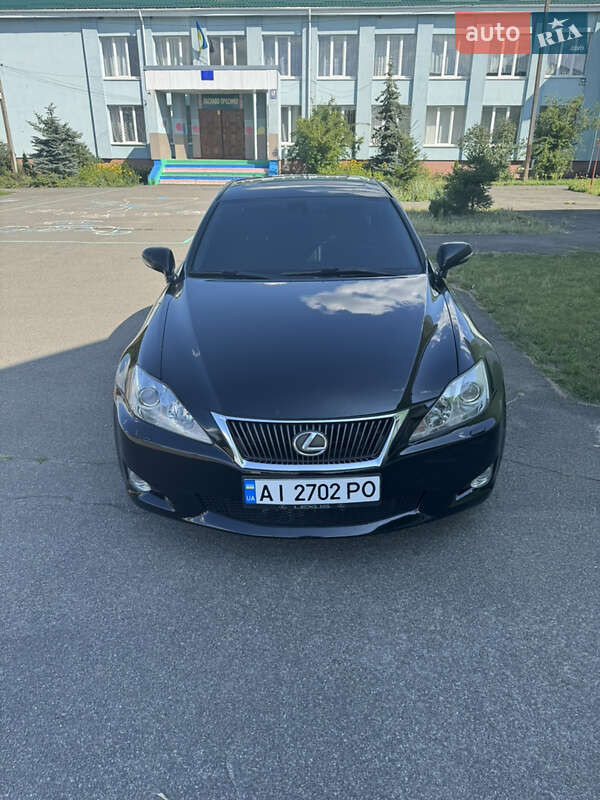 2010 lexus is 250