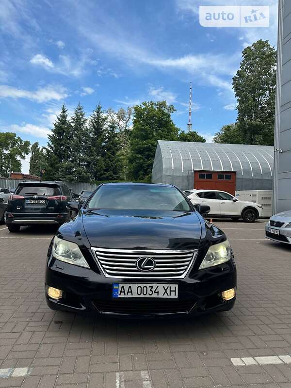 2011 lexus ls-460