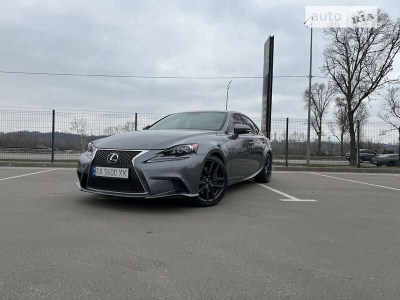 2015 lexus is 300