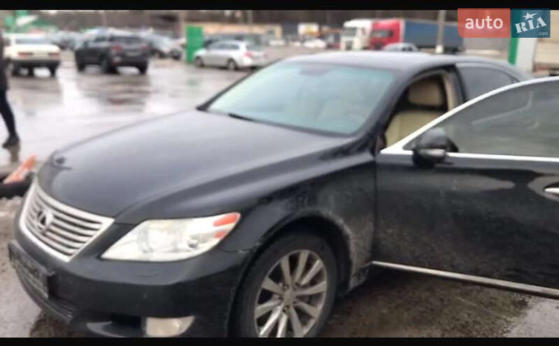 2010 lexus ls 460
