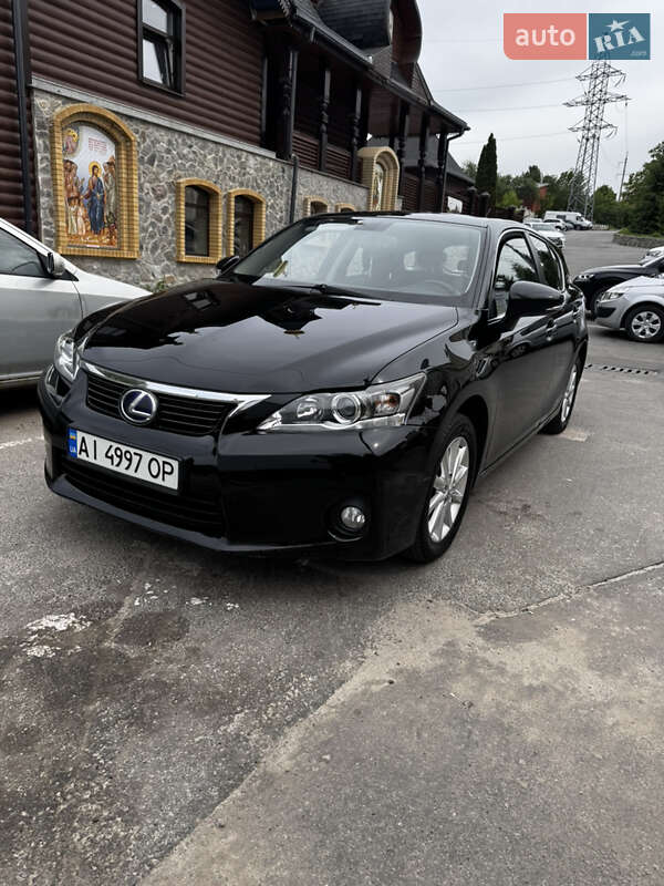 2011 lexus ct 200h