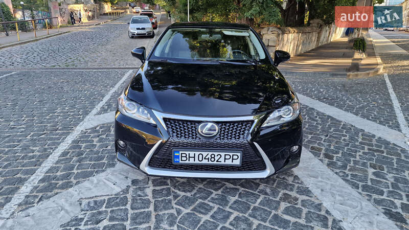 2013 lexus ct 200h