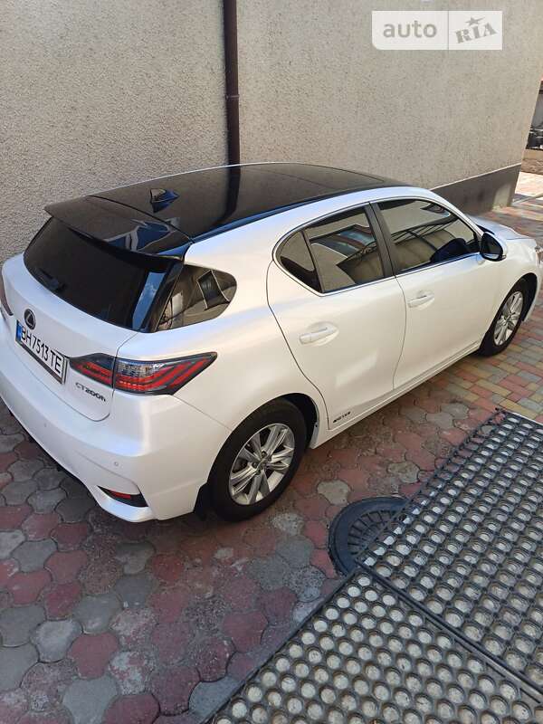 2015 lexus ct 200h