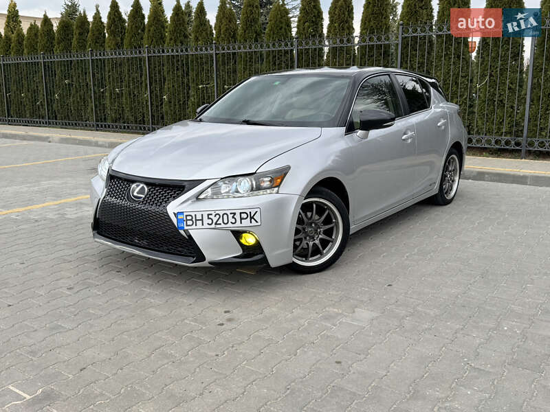 2012 lexus ct 200h