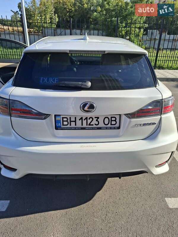 2015 lexus ct 200h