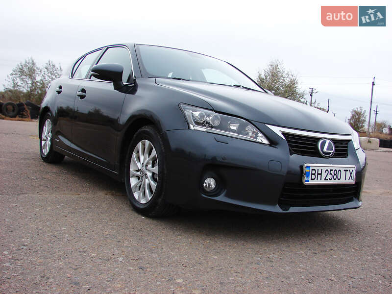 2011 lexus ct