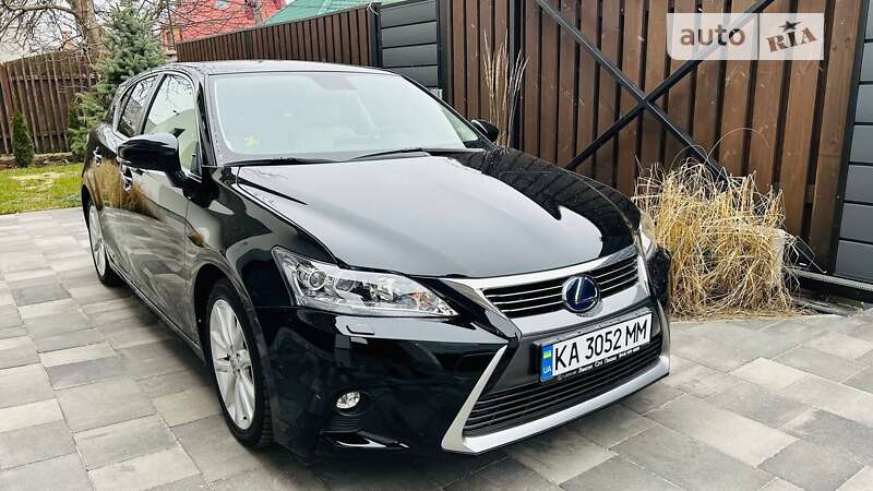 2014 lexus ct 200h
