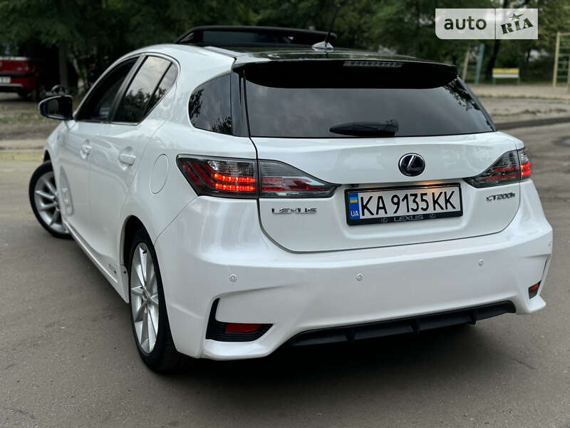 2012 lexus ct 200h
